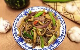 剁椒鱼头是哪个菜系的名菜 剁椒鱼头是什么地方的菜